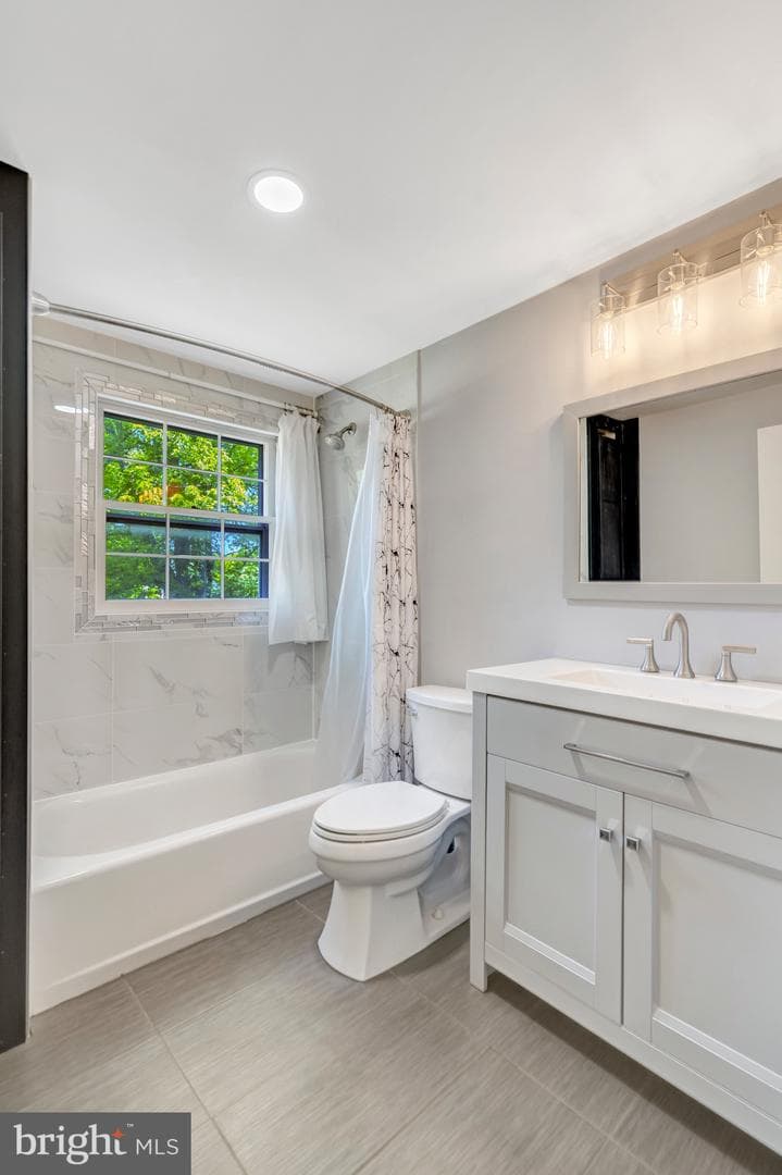 13042 Maple View Lane photo 40