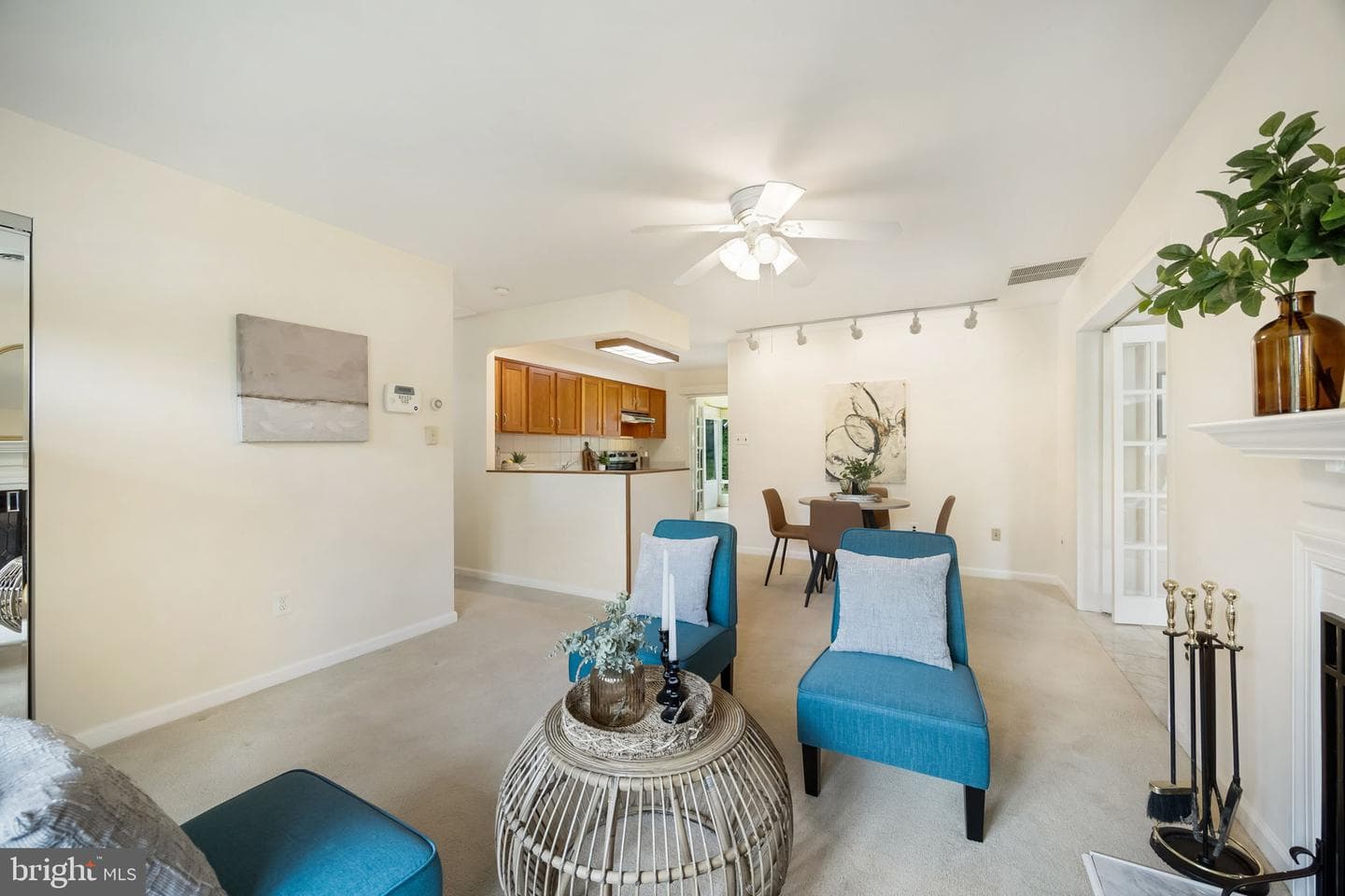 7714 Weber Street photo 4