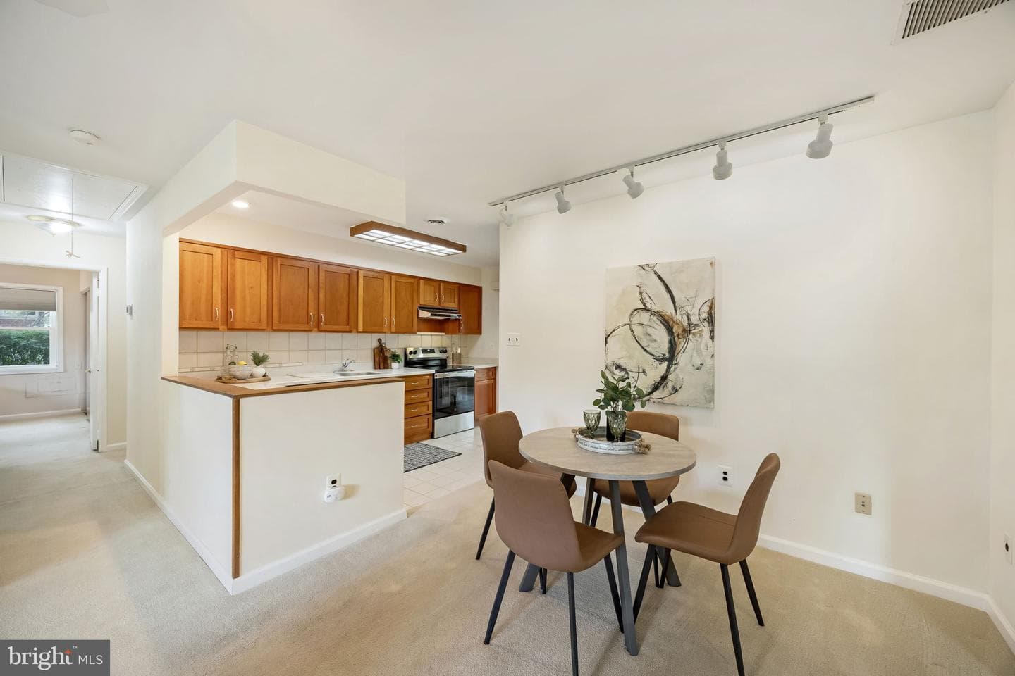 7714 Weber Street photo 8