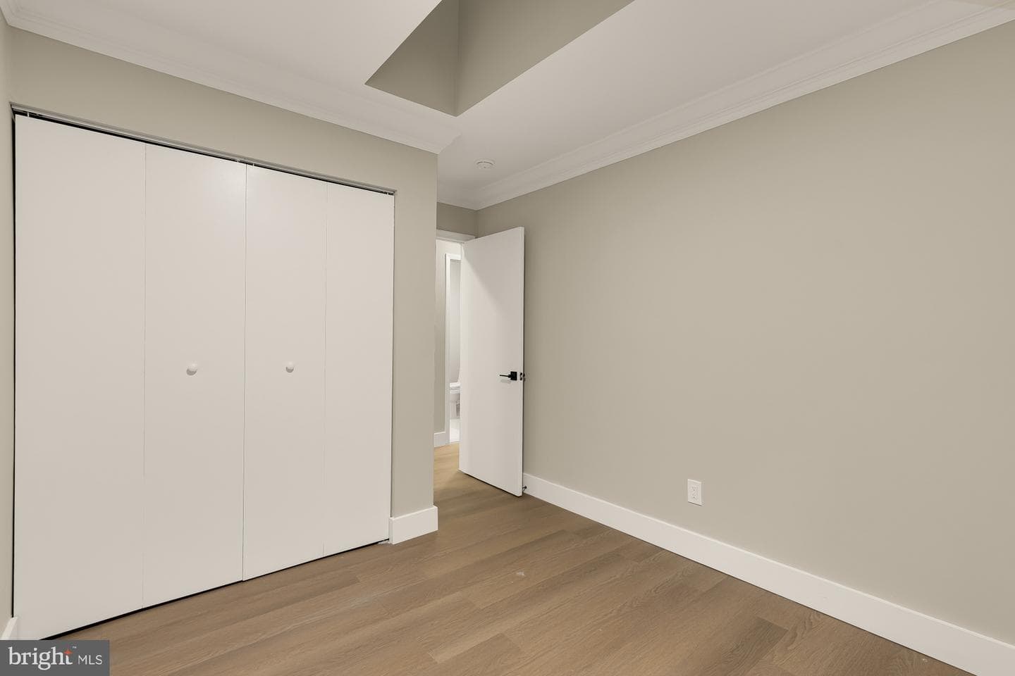 4555 Metro Court photo 26