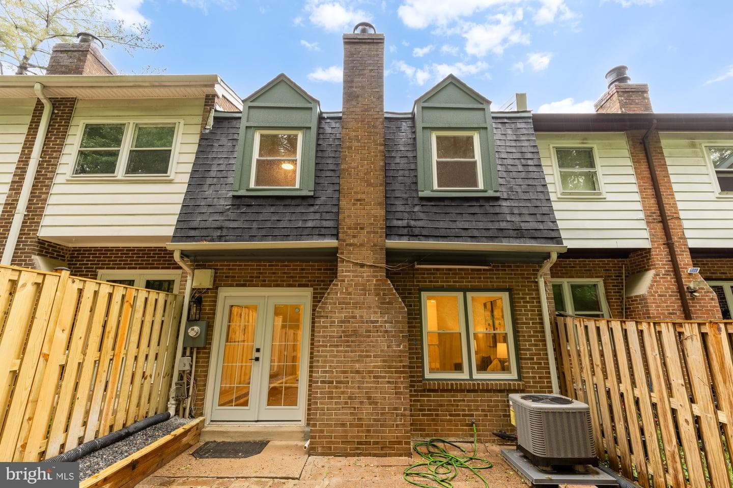 4555 Metro Court photo 40