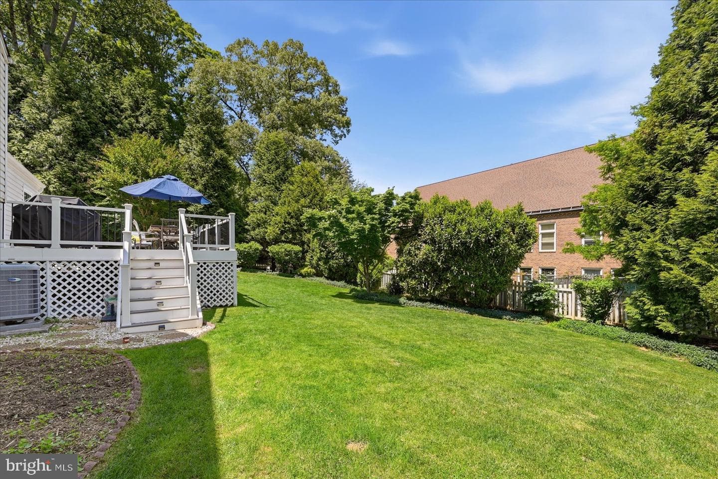 8112 Revatom Court photo 27