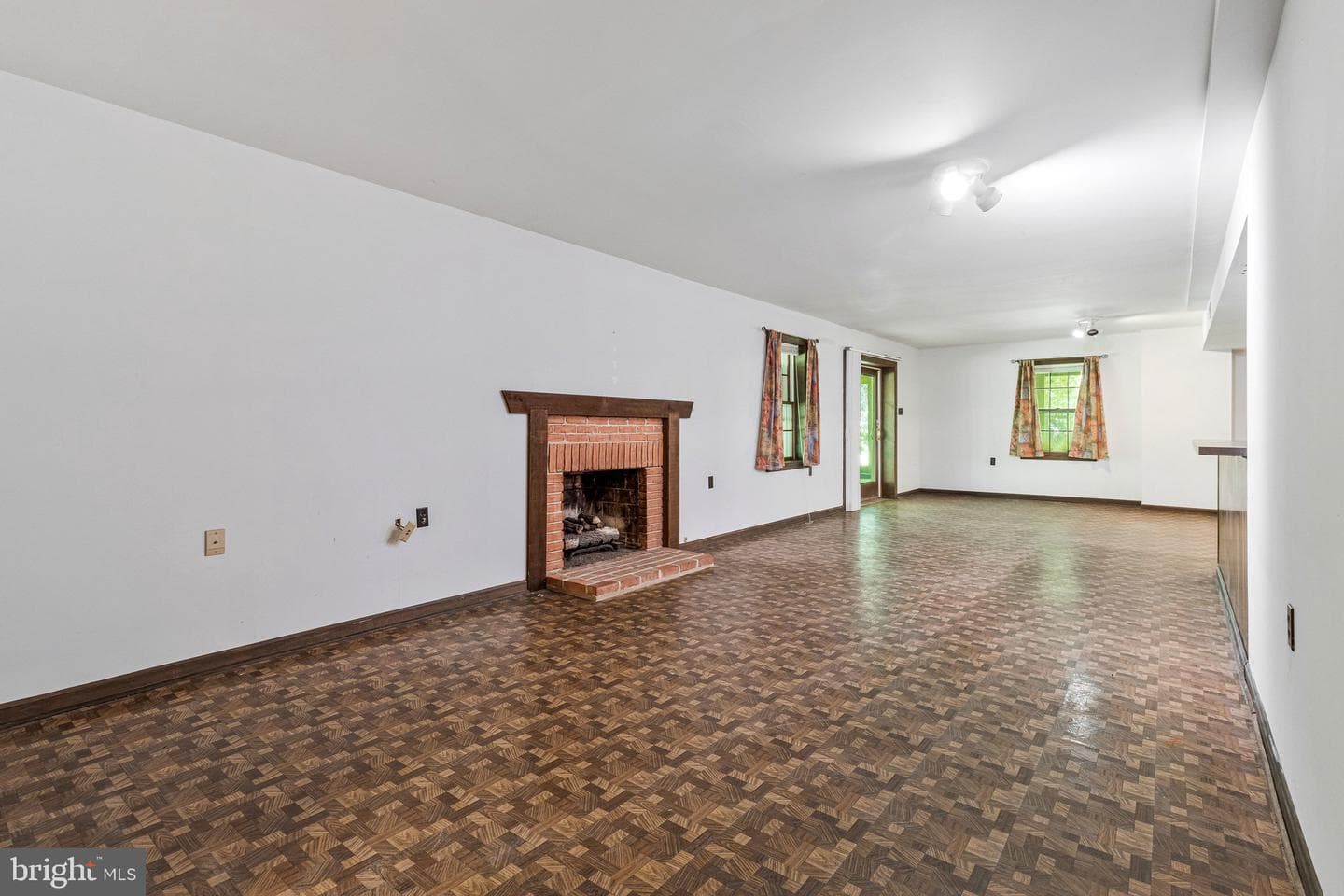 1750 Wexford Way photo 56