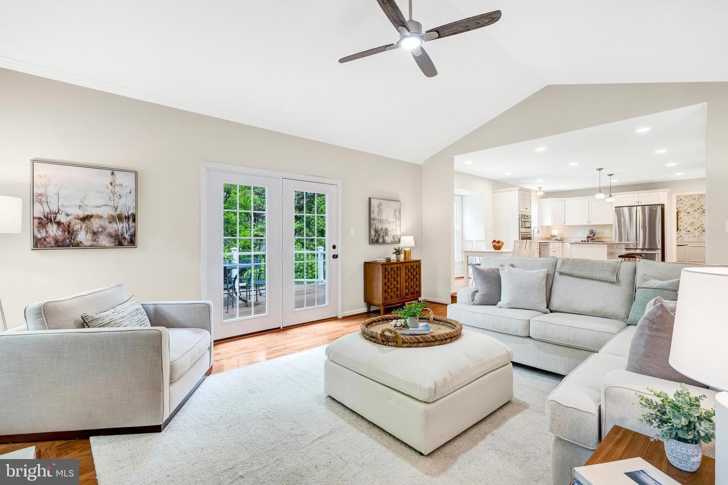 9404 Ravina Court photo 14