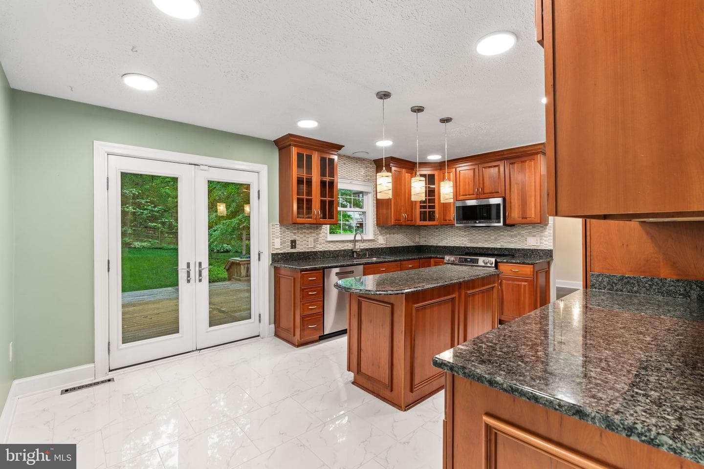 1901 Buckthorn Lane photo 17