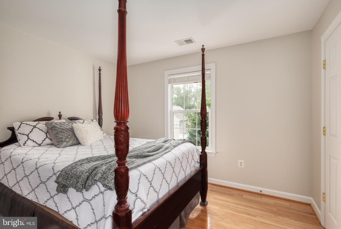 7811 Thornfield Court photo 39
