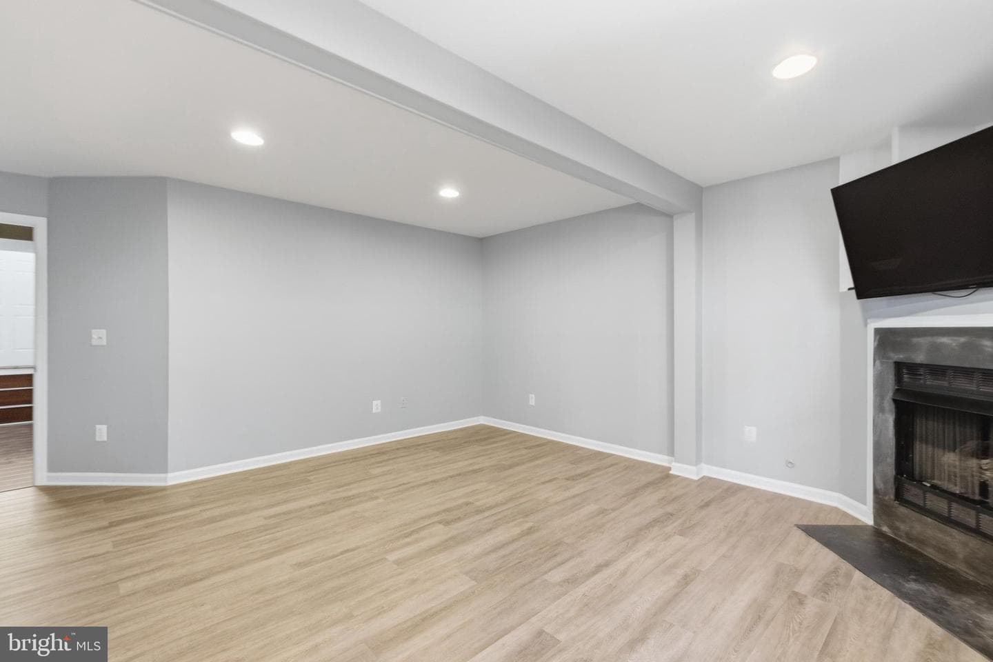 11423 Abner photo 35
