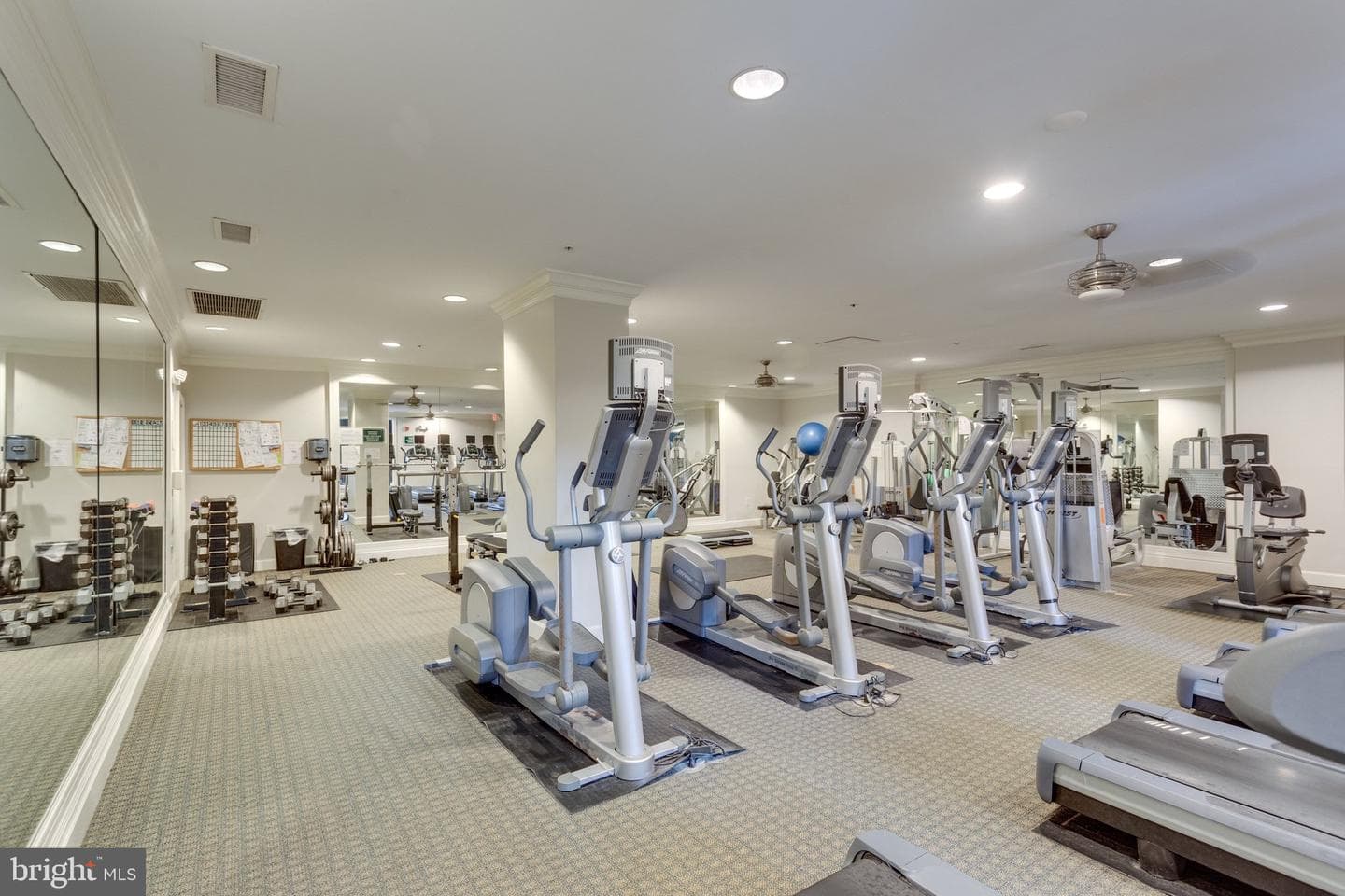 2655 Prosperity Avenue #109 photo 25