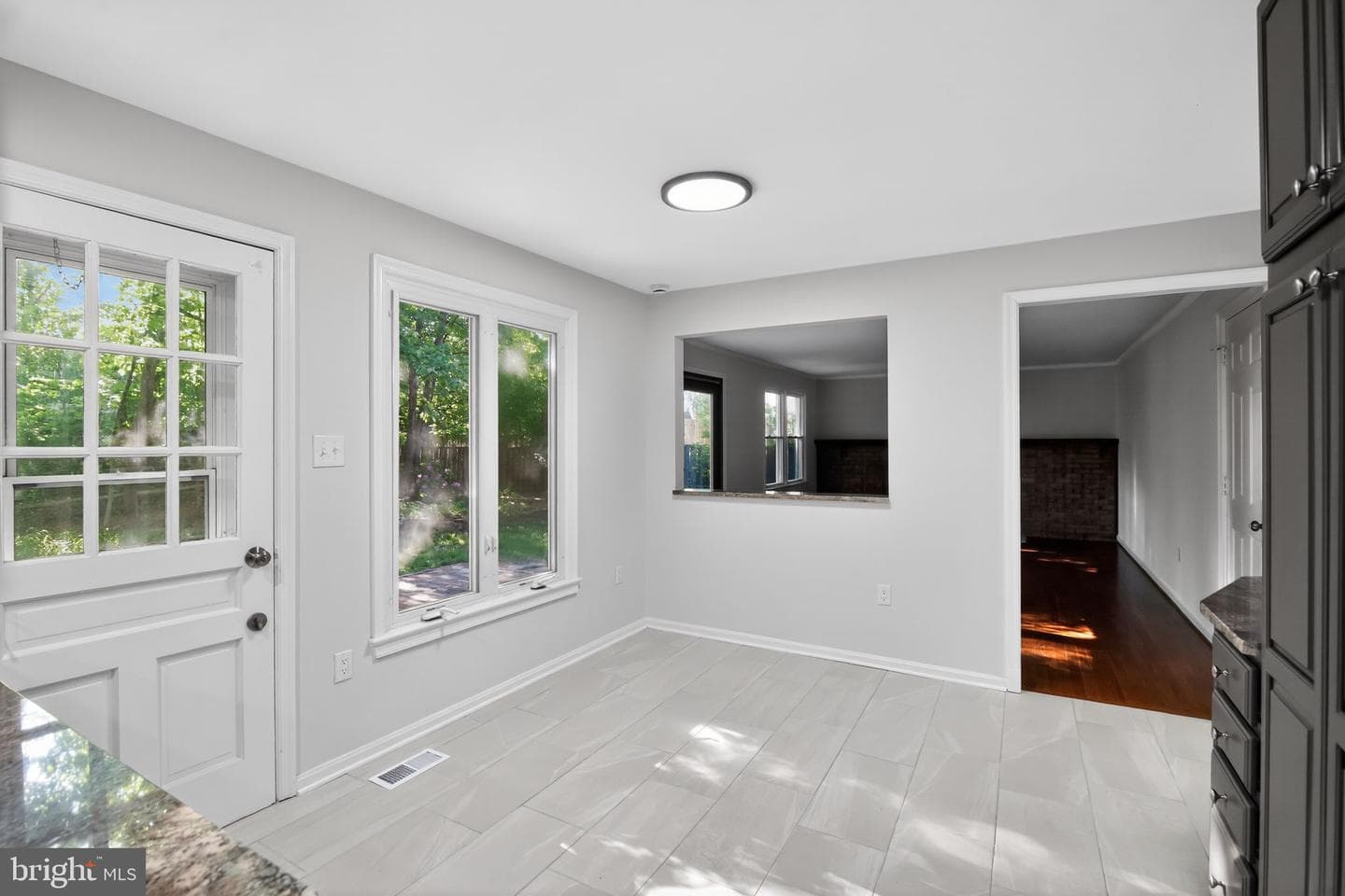 7785 Tangier Drive photo 7