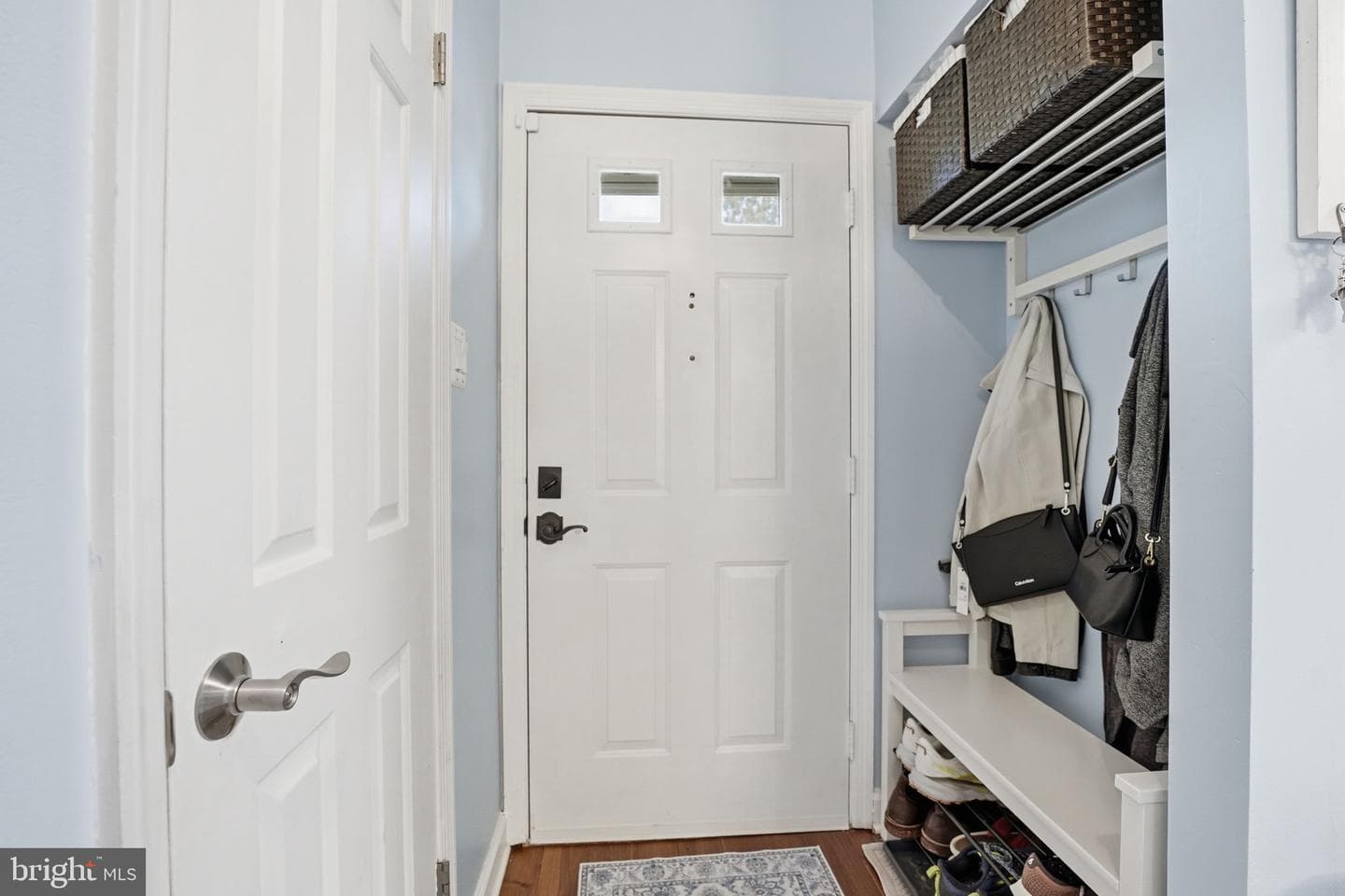 5629 Ridge View Drive photo 3