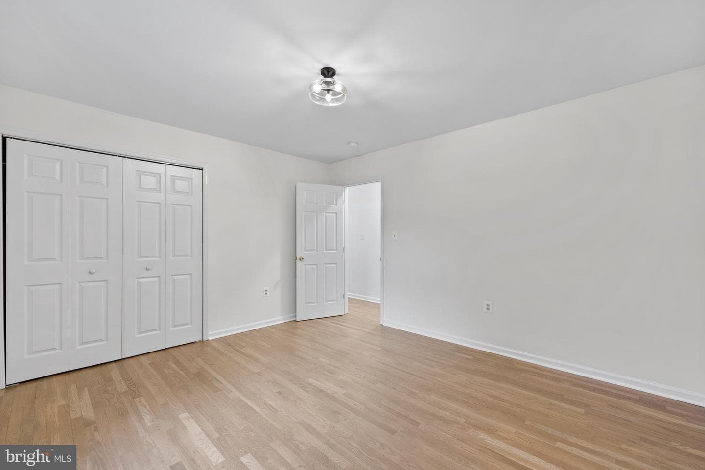 5610 Shade Tree Lane photo 31