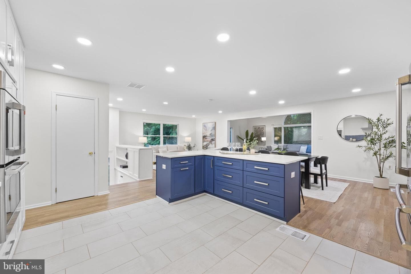 5610 Shade Tree Lane photo 8