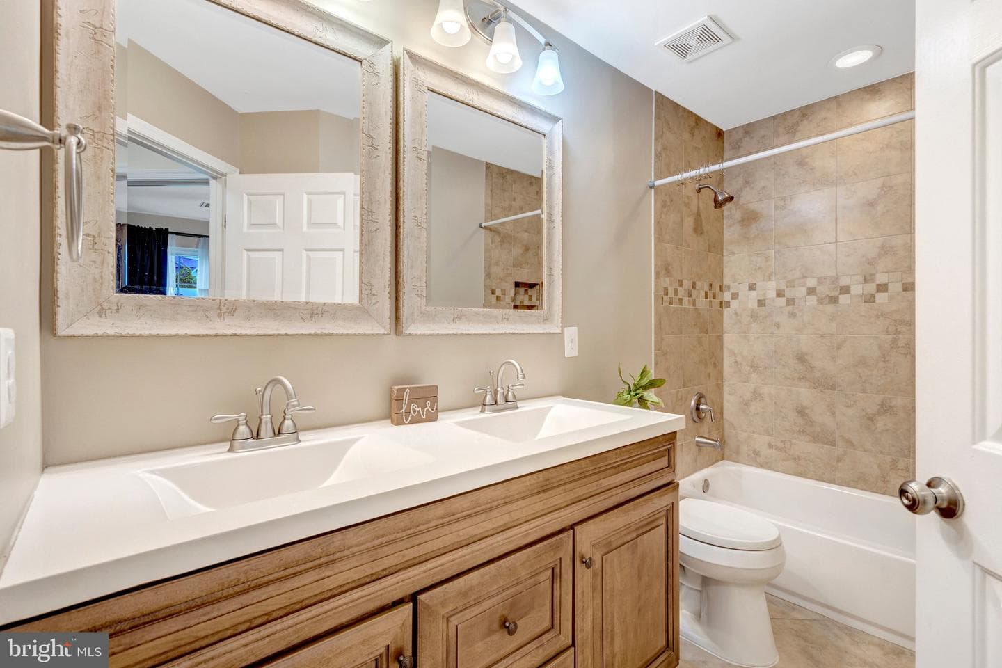 14346 Stonewater Court photo 34
