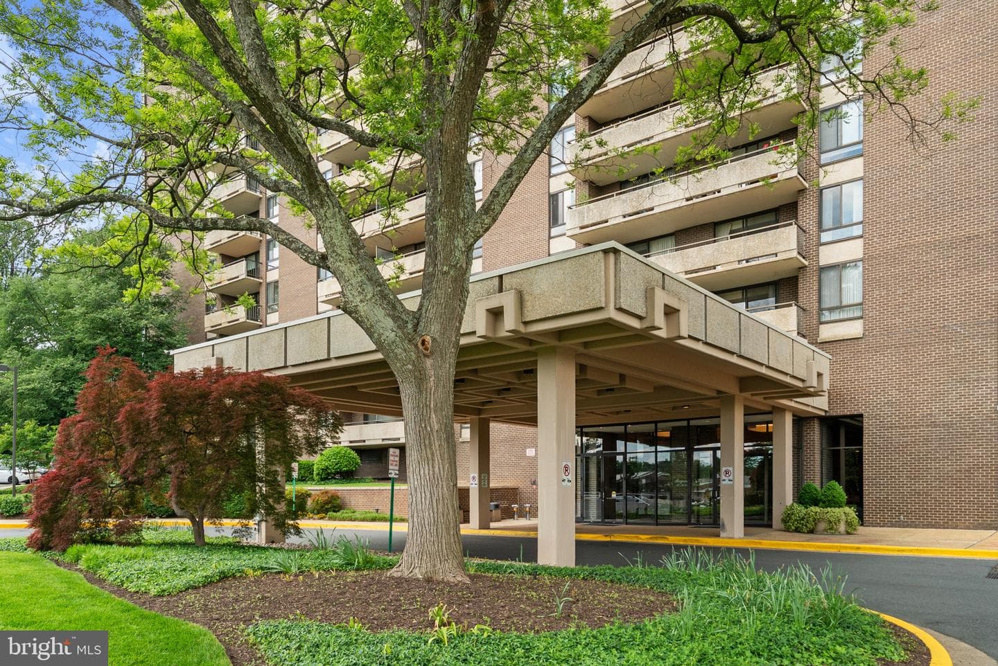 1800 Old Meadow Road #903 photo 4