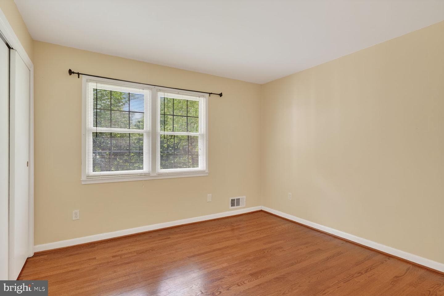 6505 Orland Street photo 28
