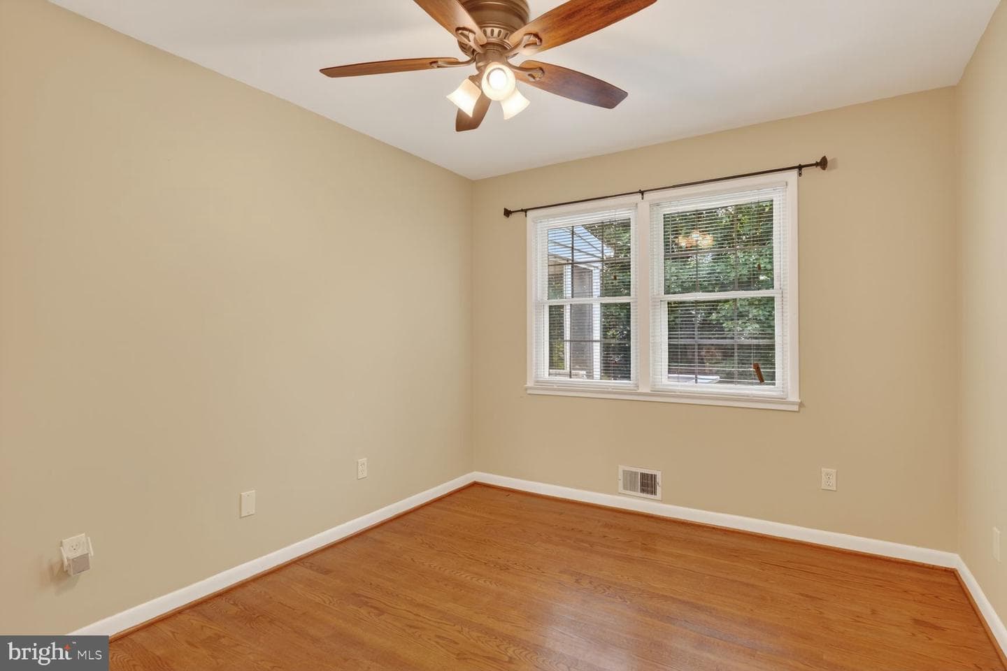 6505 Orland Street photo 31