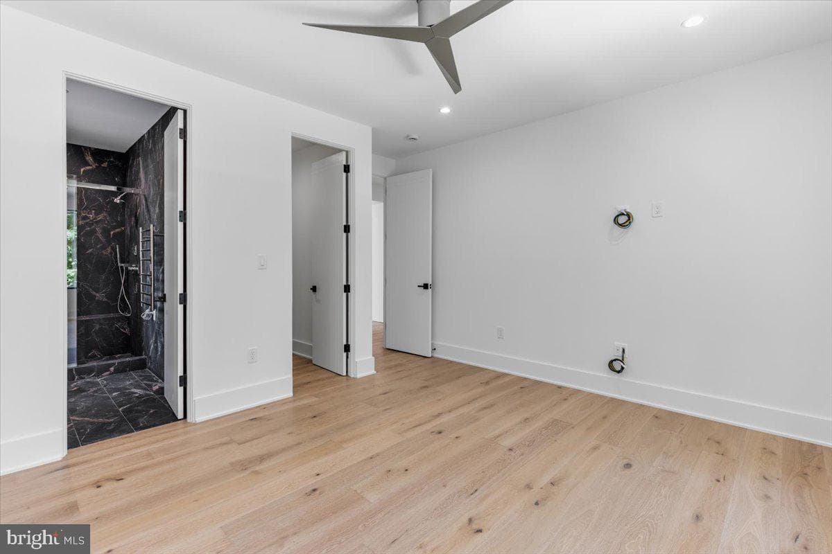 1002 Avery Court SW photo 69