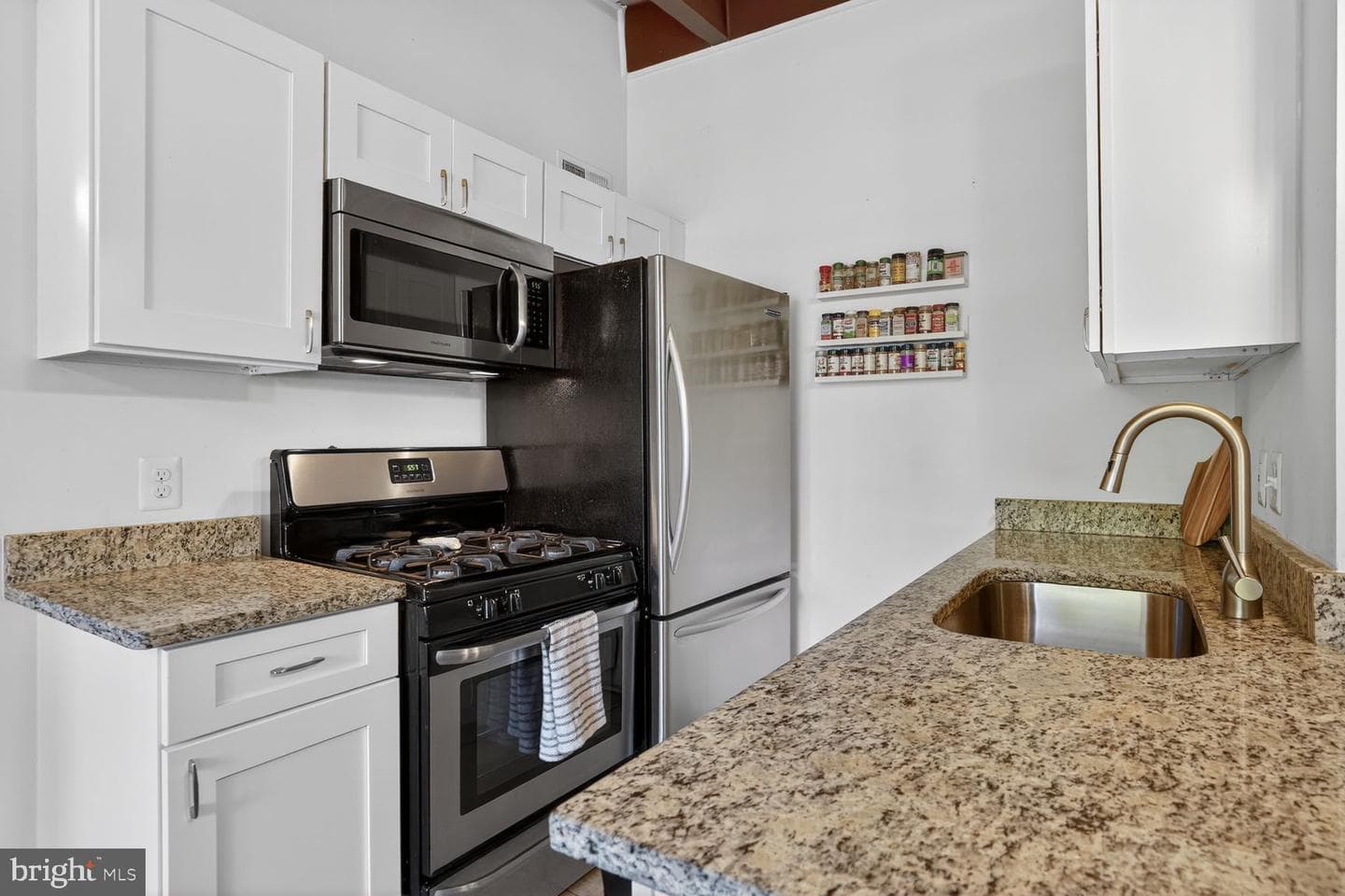 4927 Americana Drive #205 photo 5