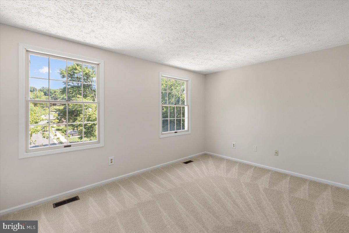 7805 Roundabout Way photo 36