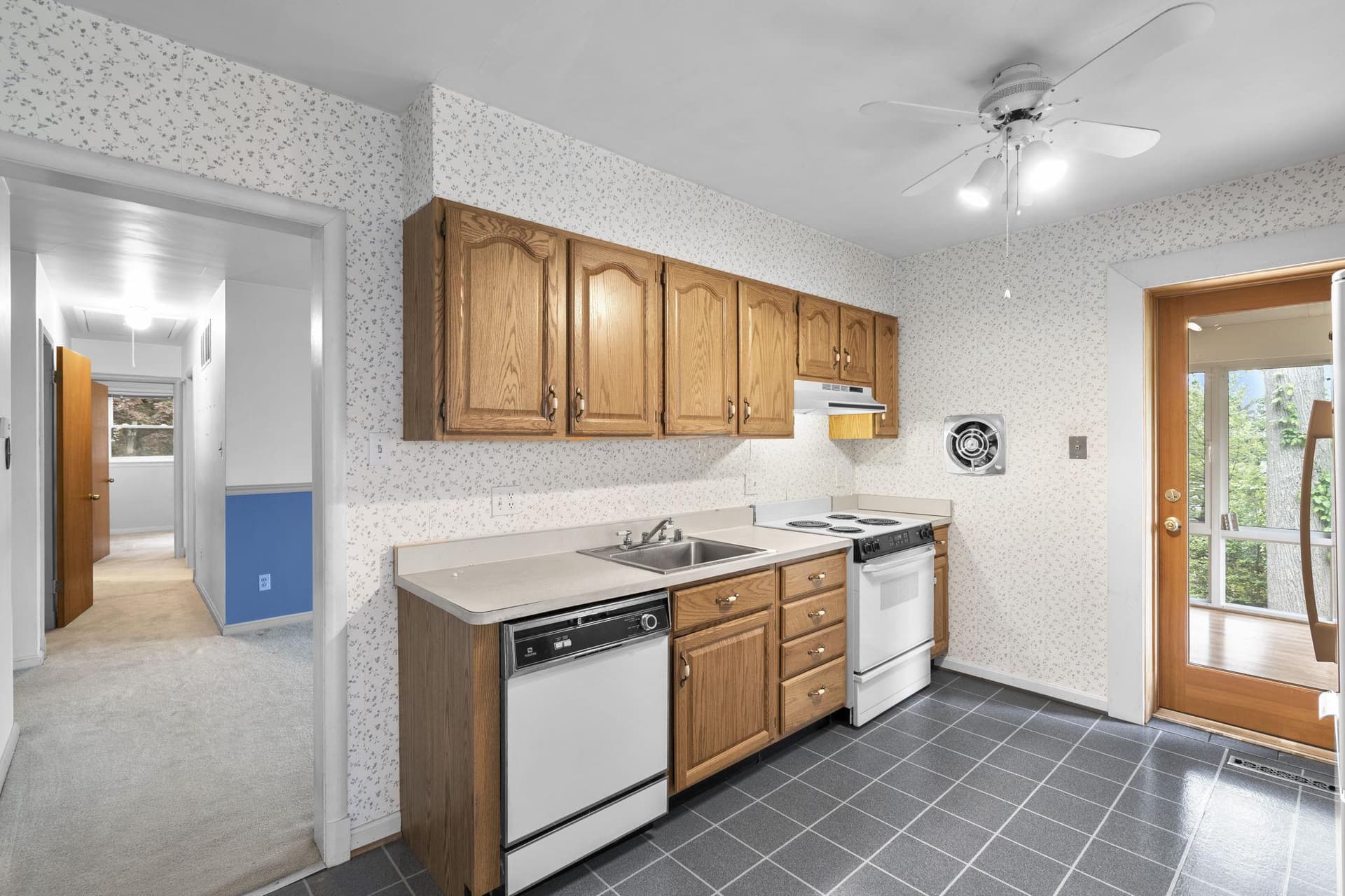 7429 Westwood Park Lane photo 12