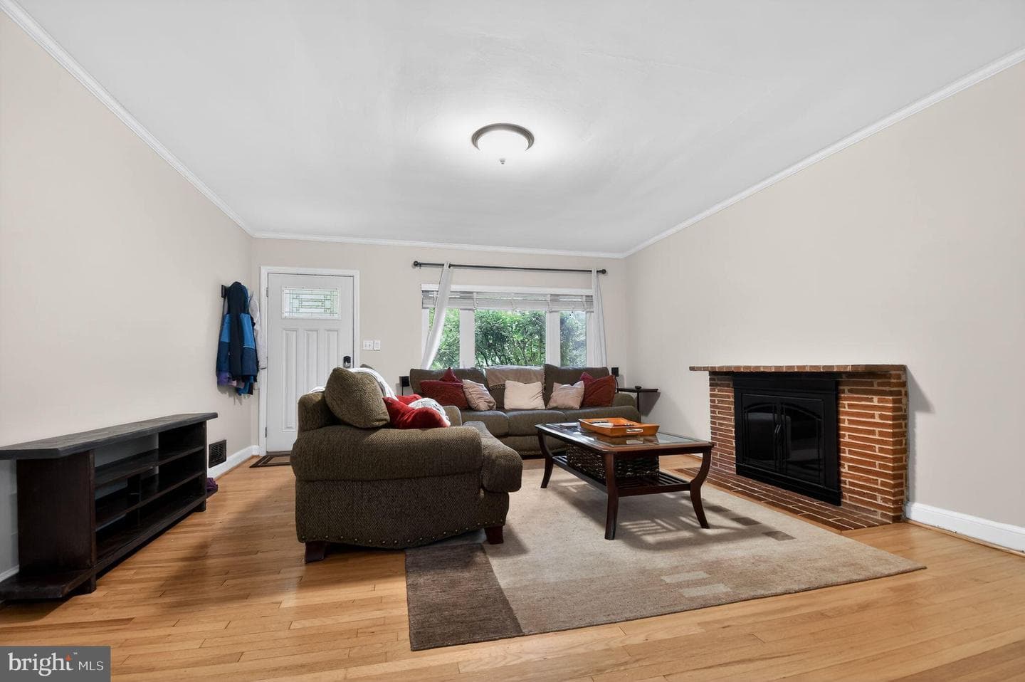 4429 Park photo 5