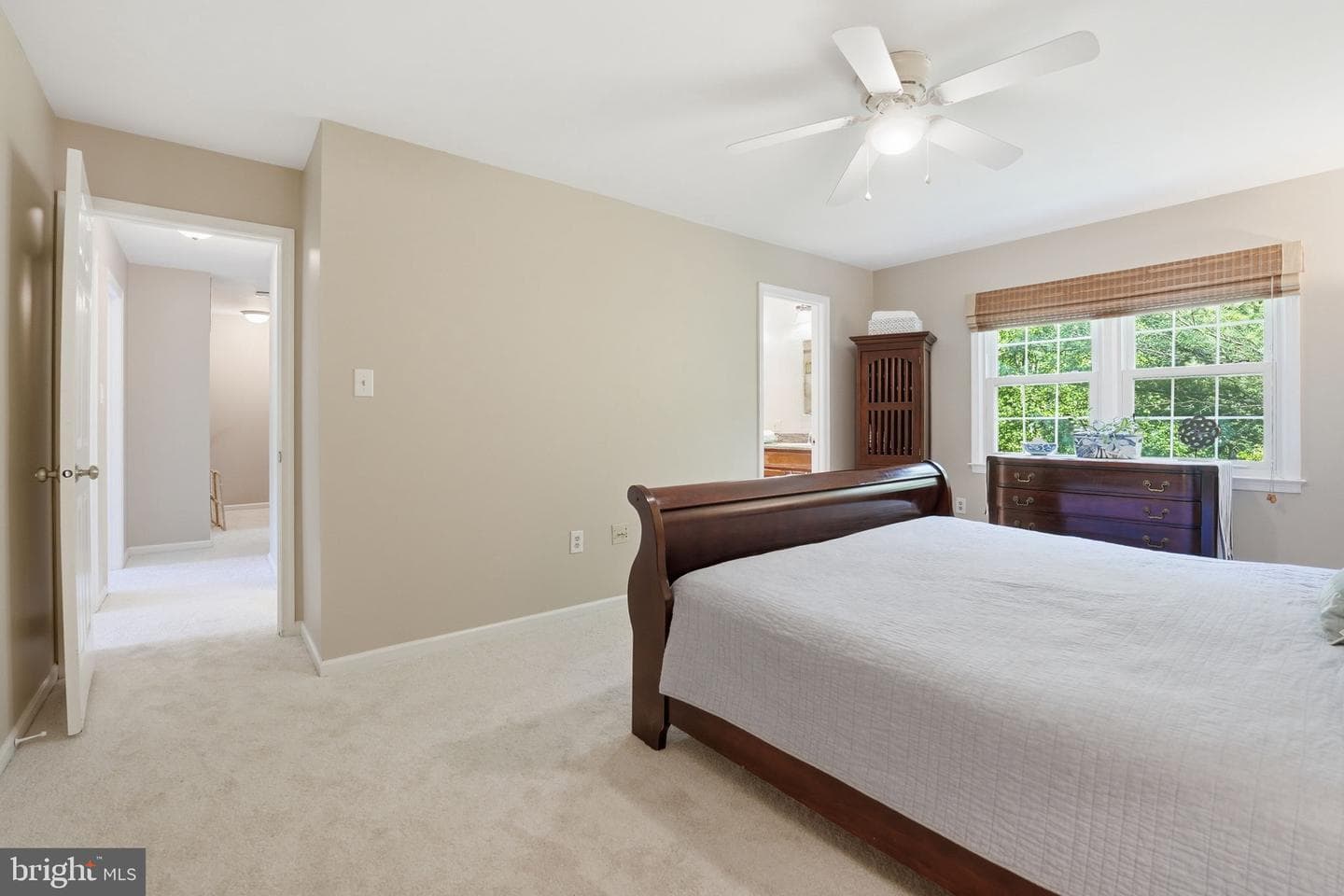 5947 Burnside Landing Drive photo 23