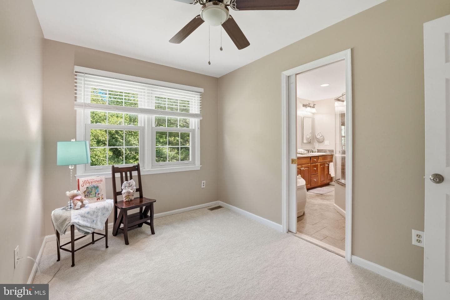 5947 Burnside Landing Drive photo 27