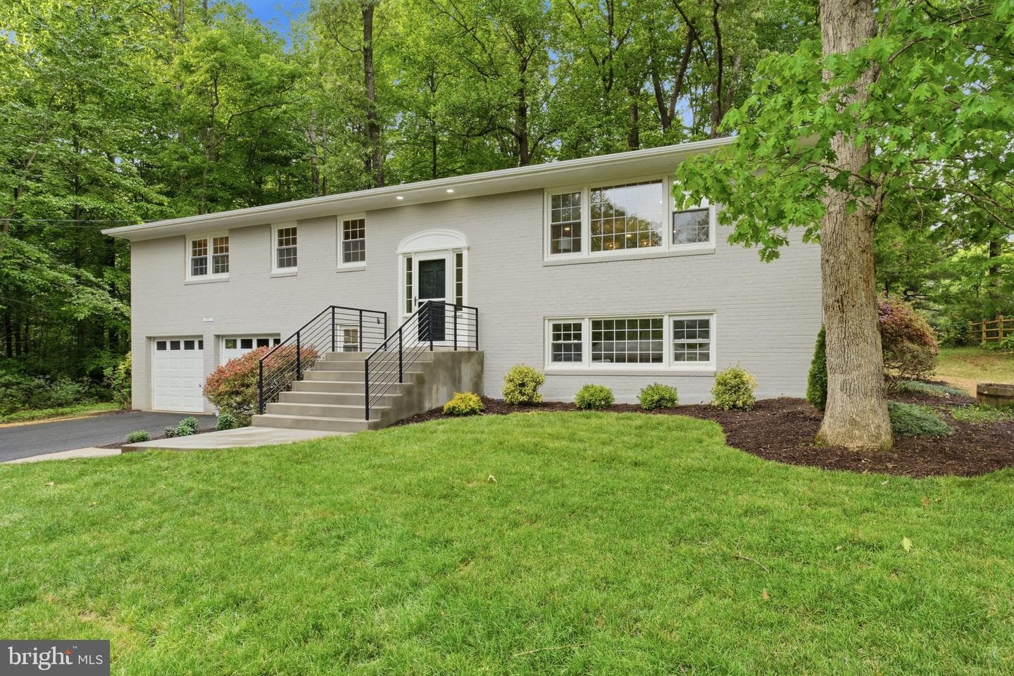 9312 Hamilton Drive photo 2