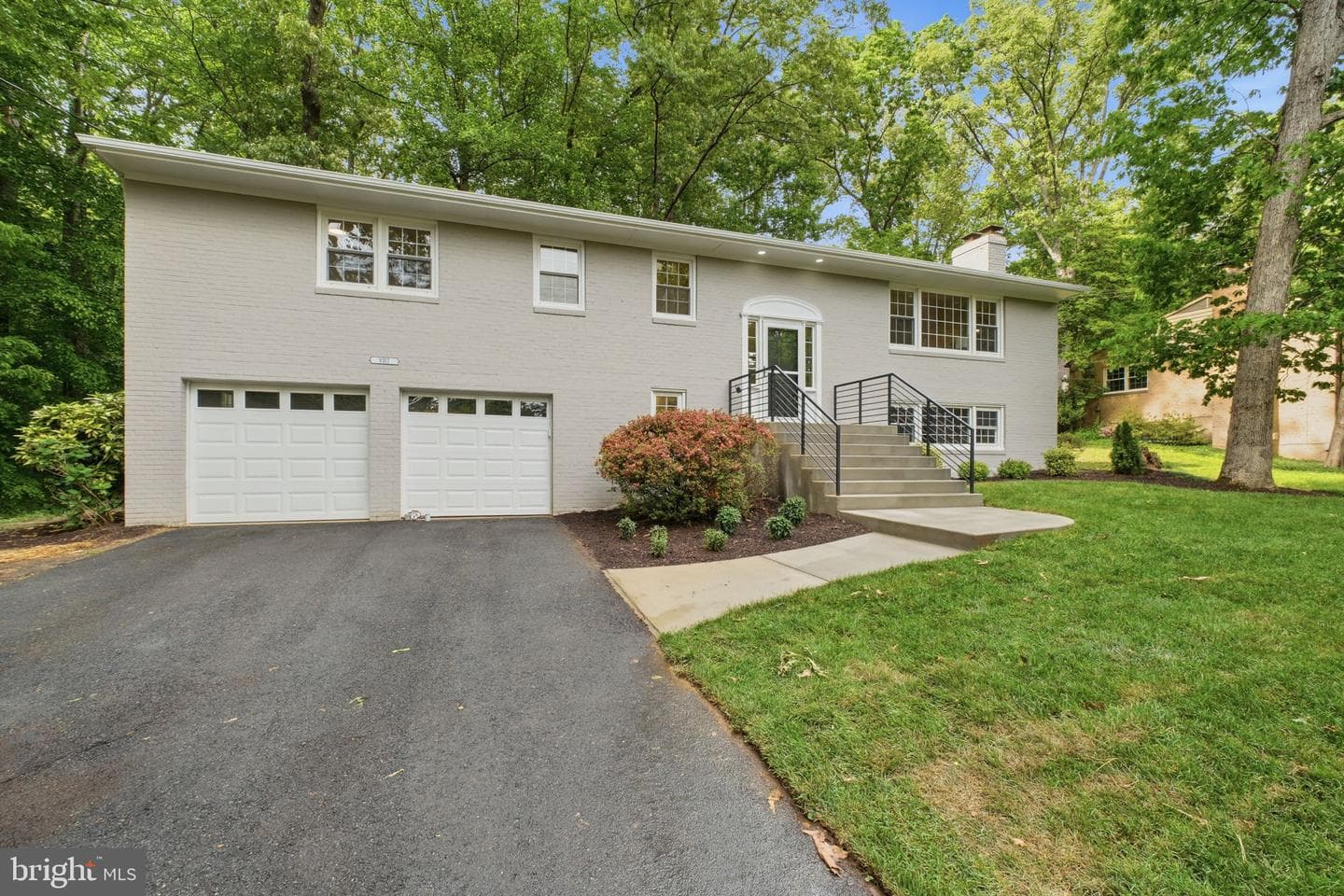 9312 Hamilton Drive photo 3