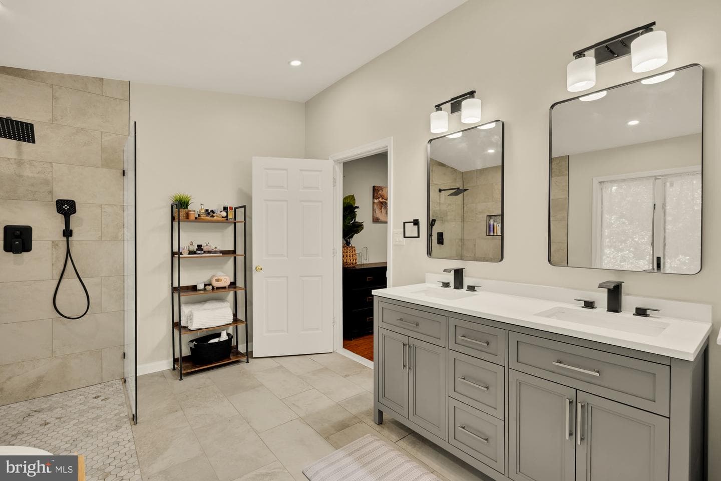 4721 Pickett Road photo 27