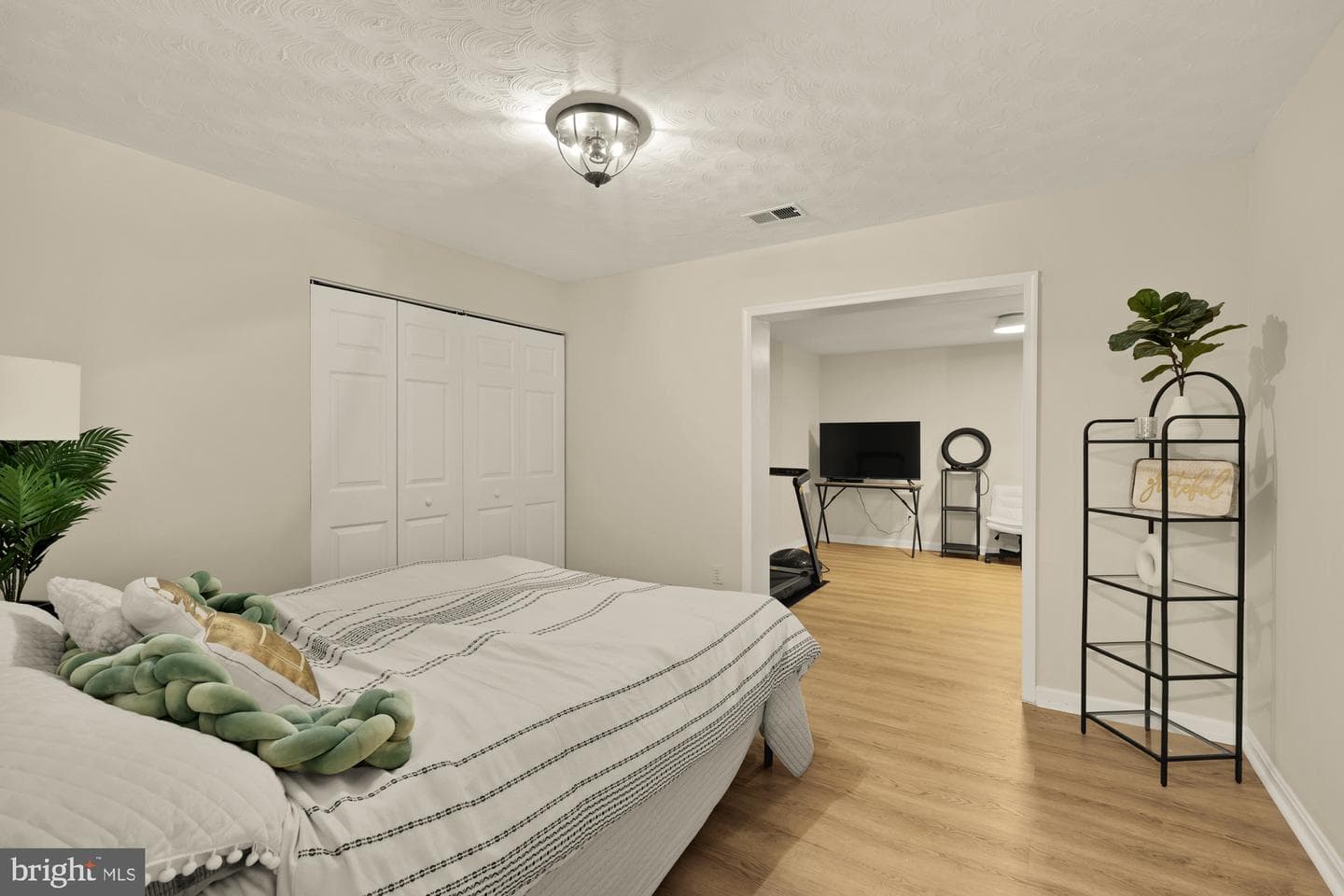4721 Pickett Road photo 52