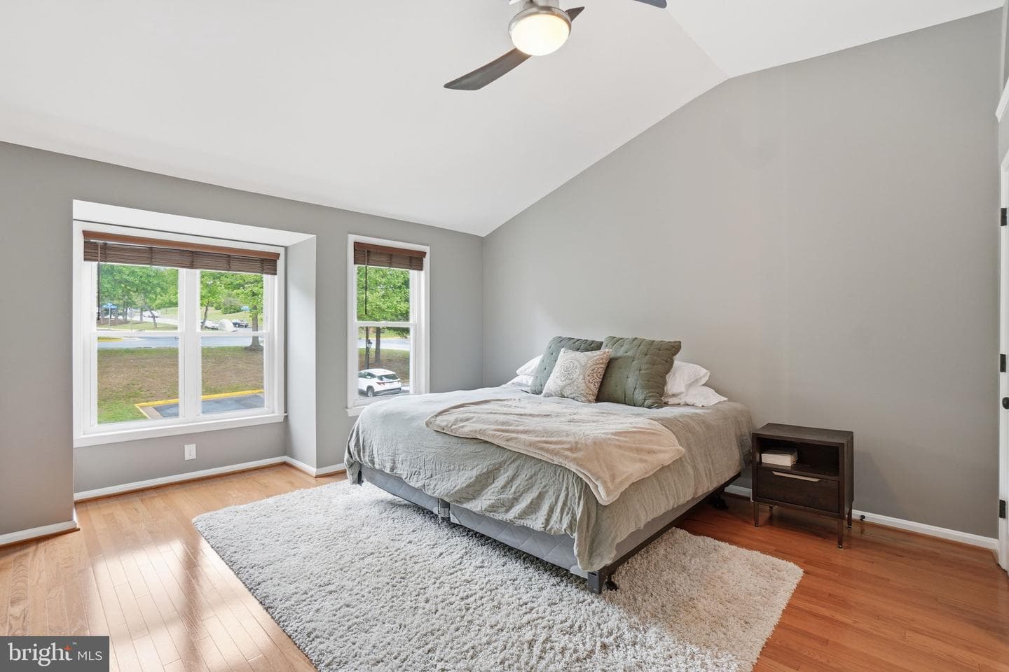 5907 Sir Cambridge Way photo 15