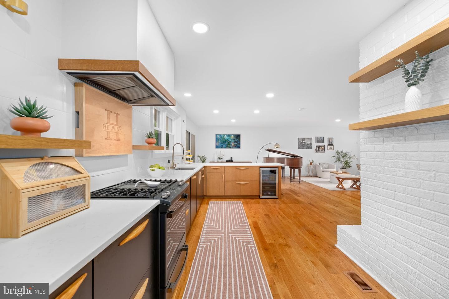 6354 Lyric Lane photo 10