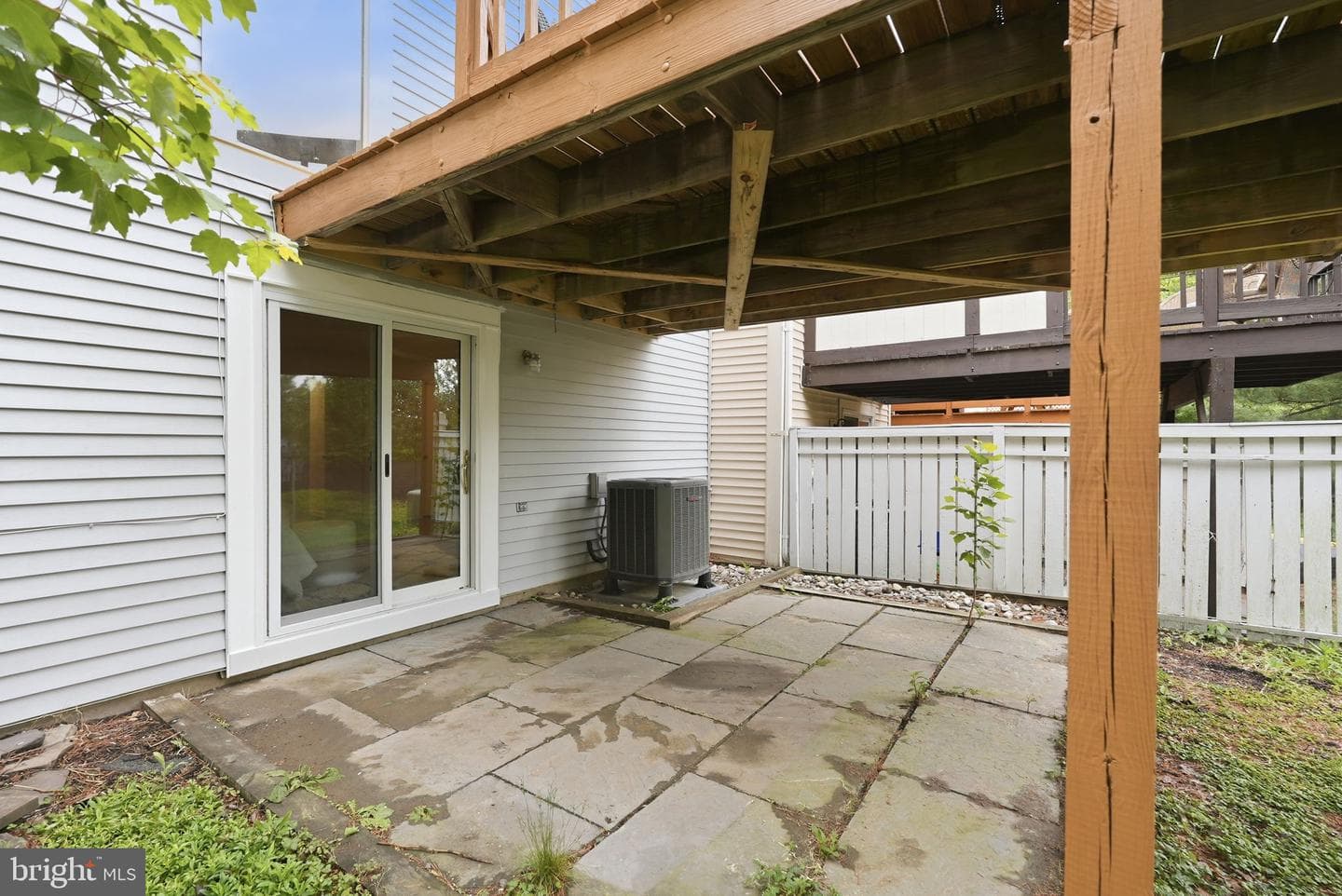 1686 Oaktree Court photo 22