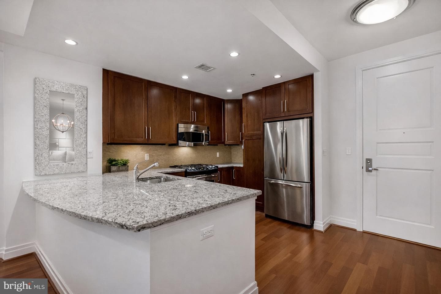8220 Crestwood Heights Drive #314 photo 3