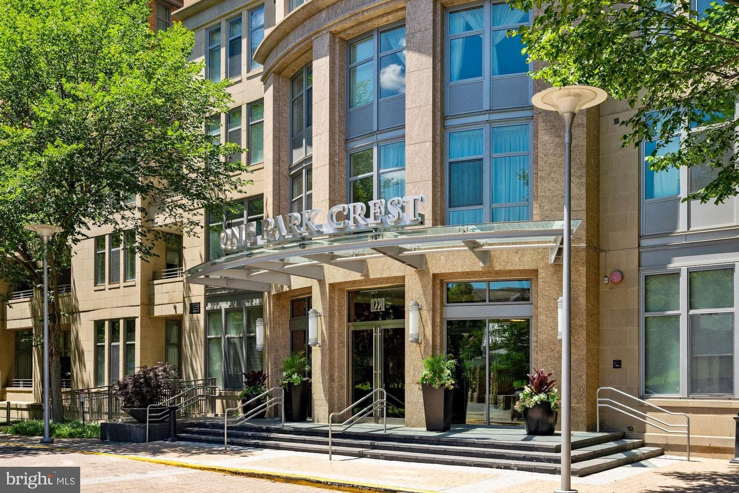 8220 Crestwood Heights #1517, Tysons