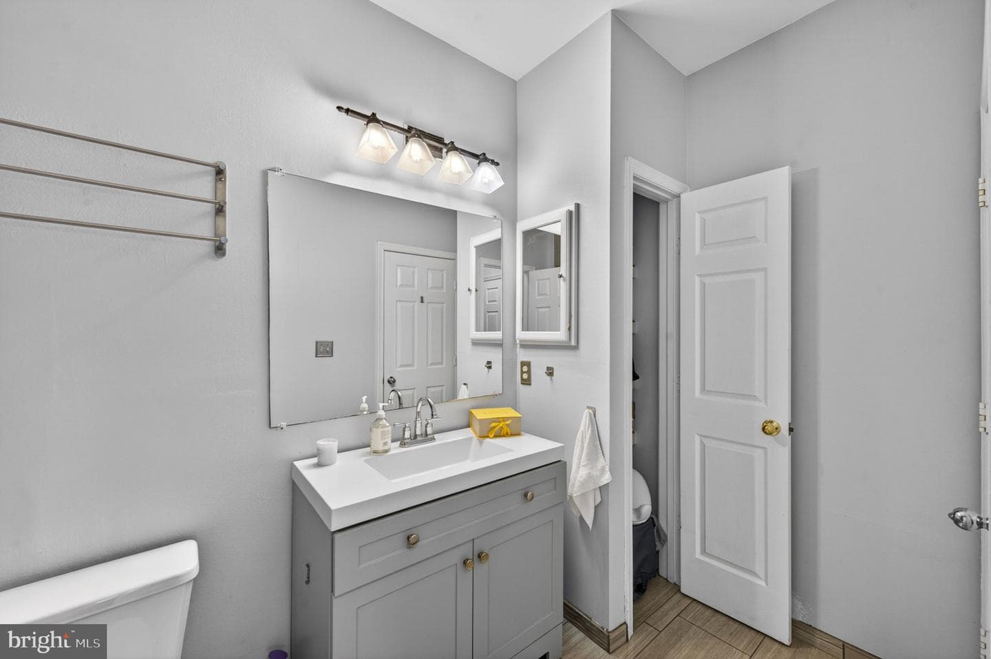 1708 Lake Shore Crest Dr # 23 photo 37