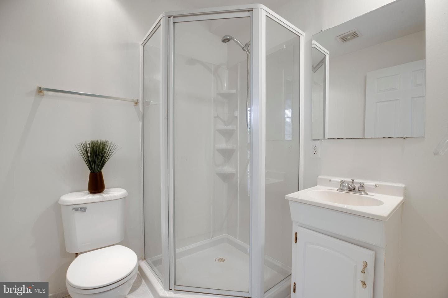 14603 Jovet Court photo 3