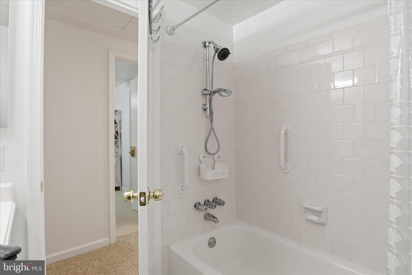 5967 New England Woods Drive photo 27