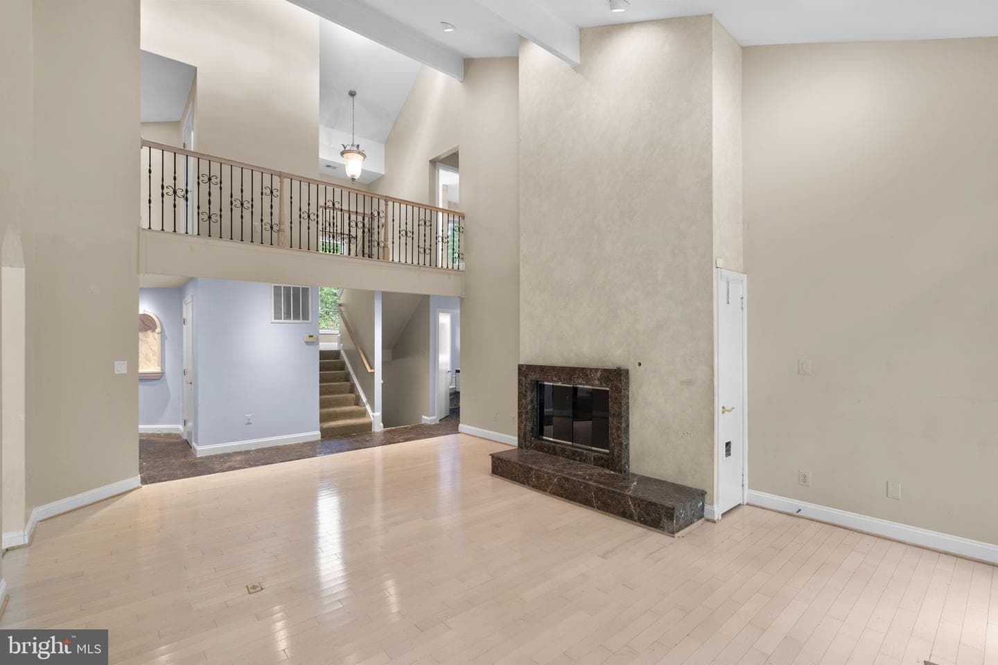 10701 Sycamore Springs Lane photo 6