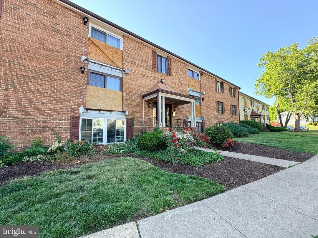8382 Brockham Dr # A, Alexandria