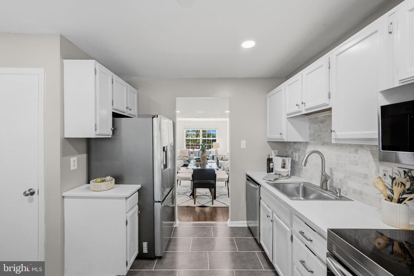 2814 Hyson Lane photo 14