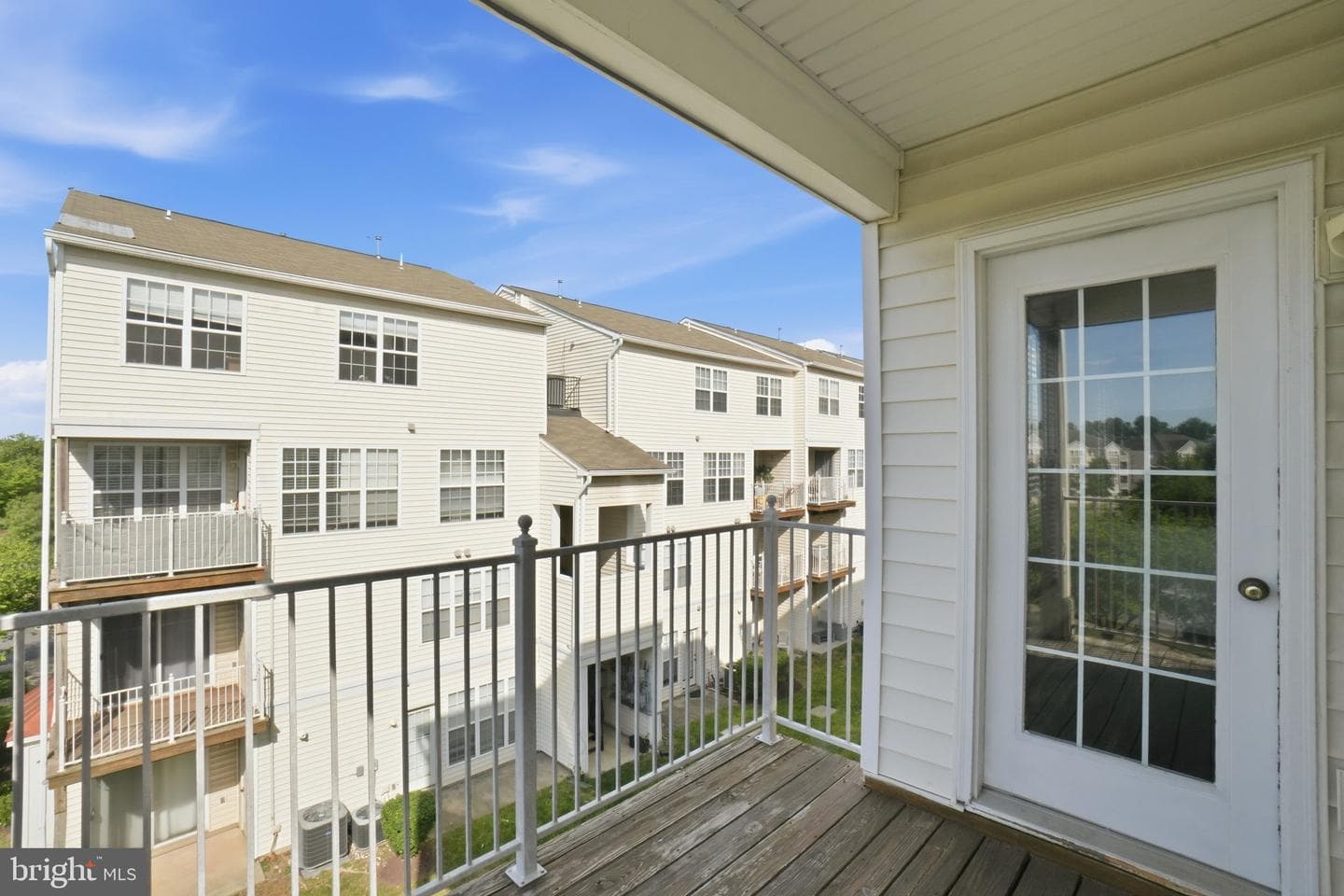 2494 Quick Street #303 photo 23