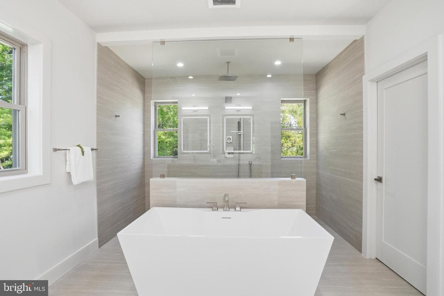 3022 Castle Road photo 50