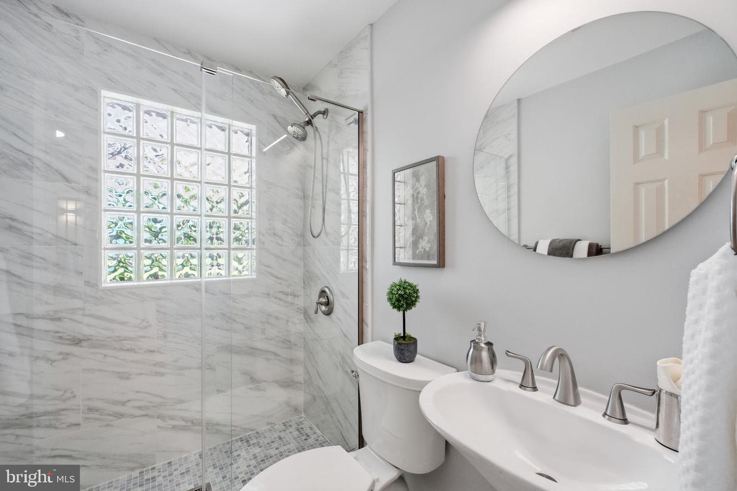 2101 Reynolds Street photo 15
