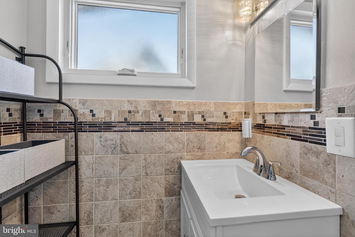 8904 Stratford Lane photo 37