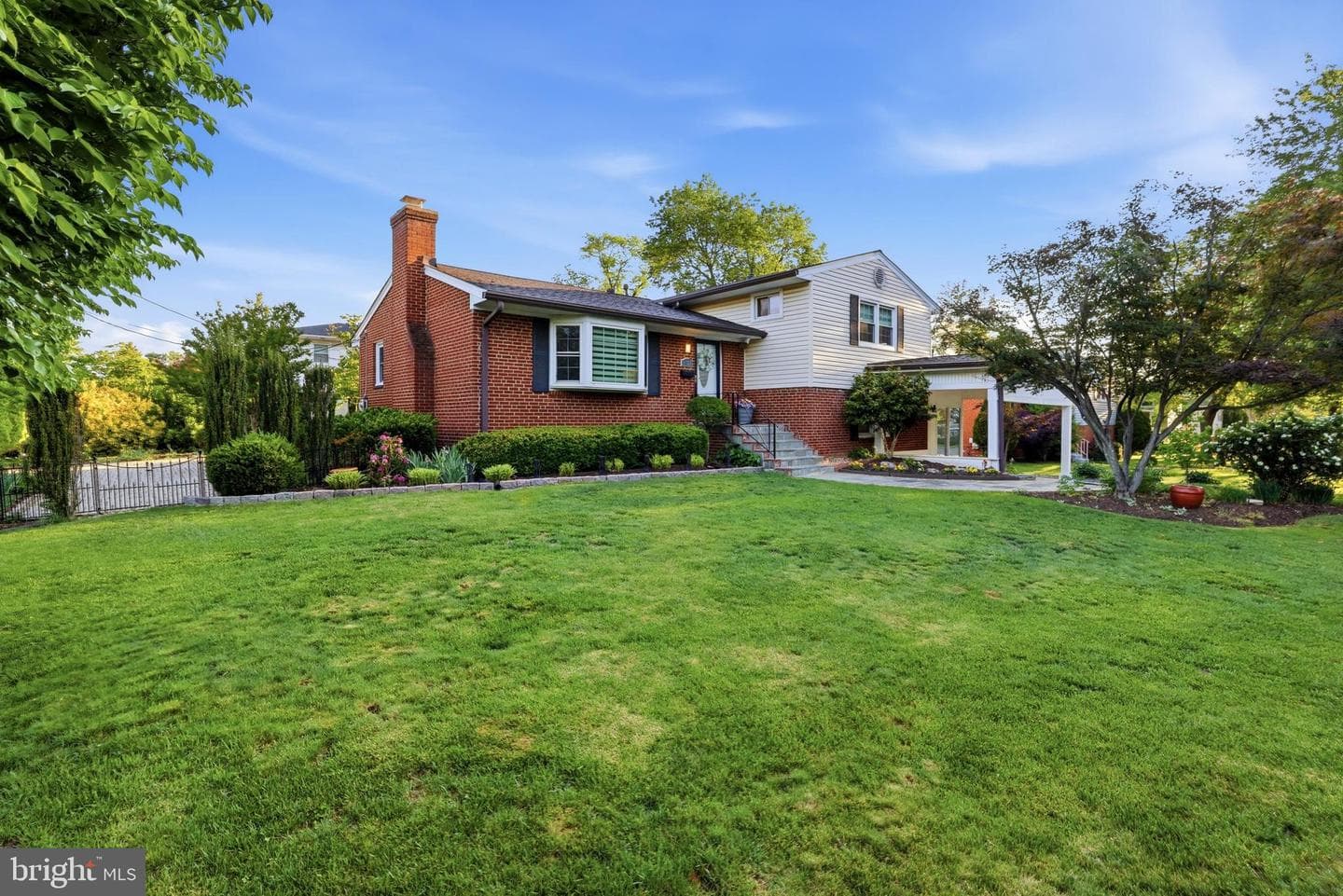 6824 Felix Street photo 2