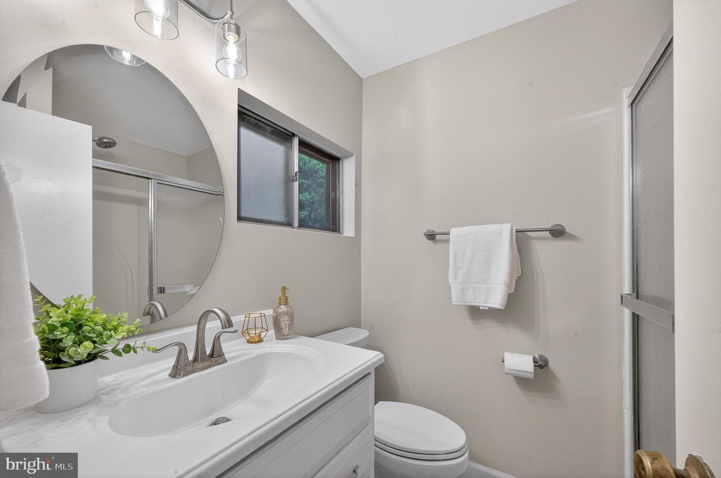 6333 Camilla Street photo 14