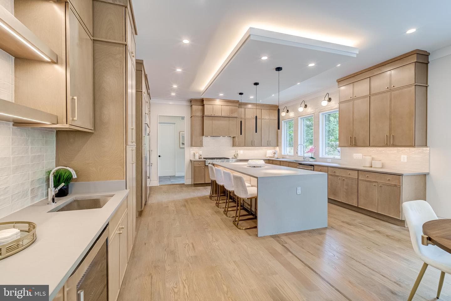 506 Kingsley Road SW photo 17