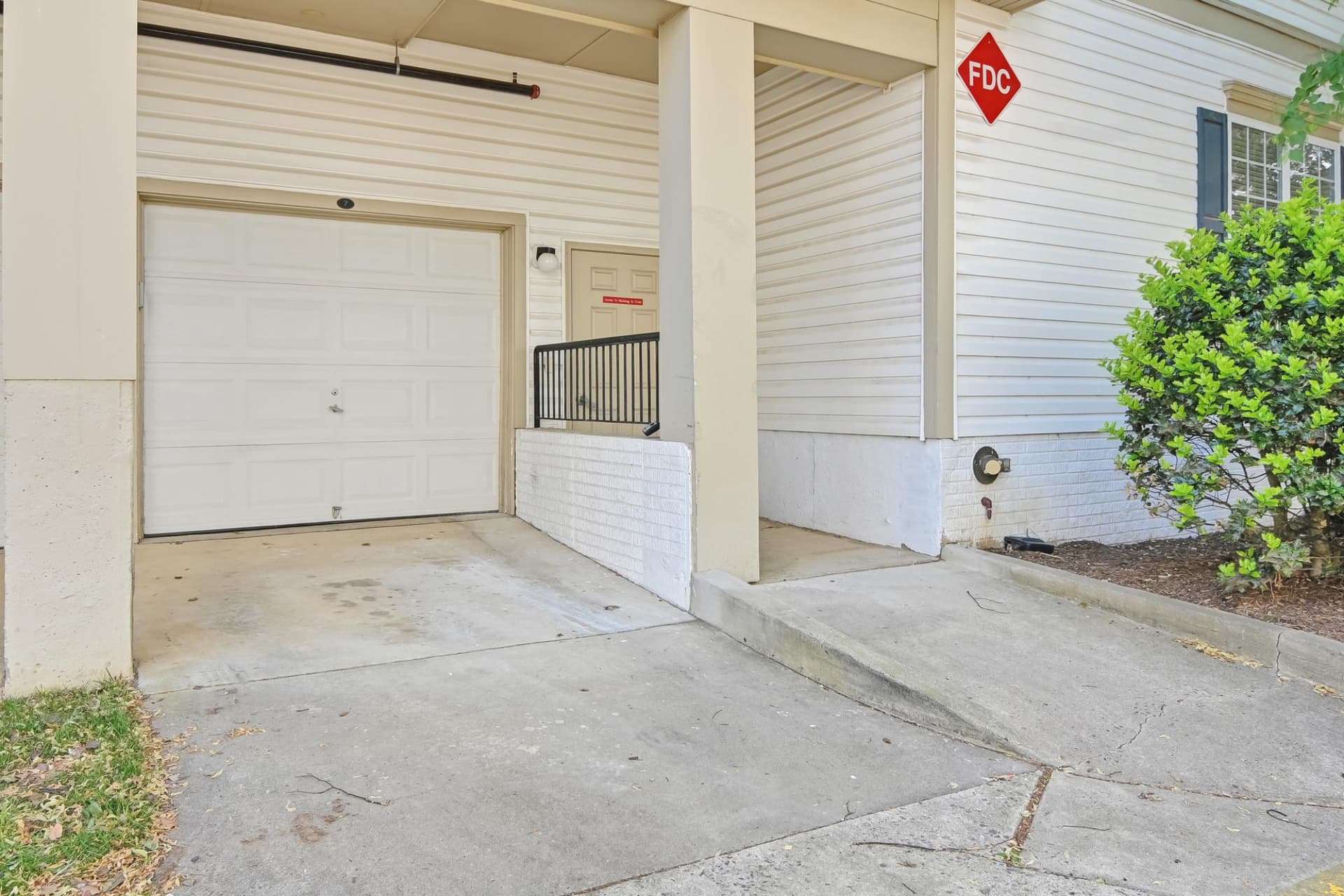 4151 Castlecary Lane #301 photo 45